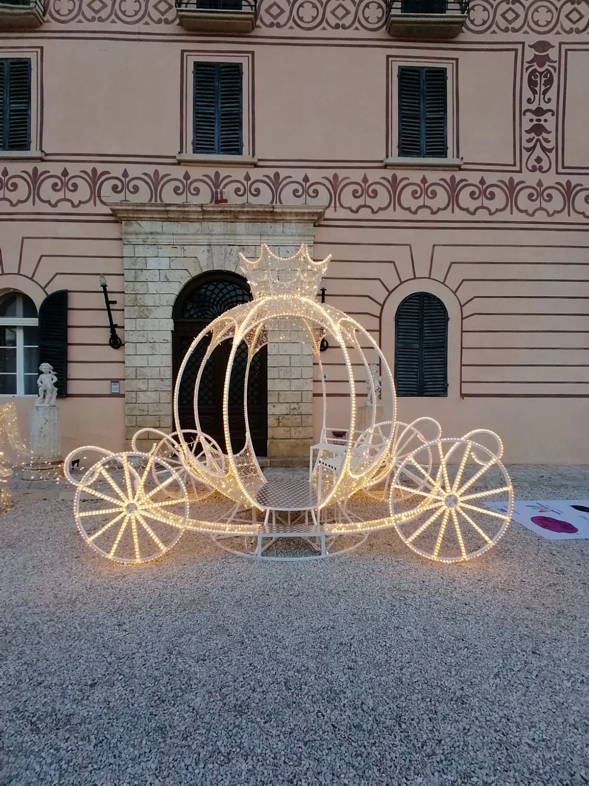 Carrozza luminosa