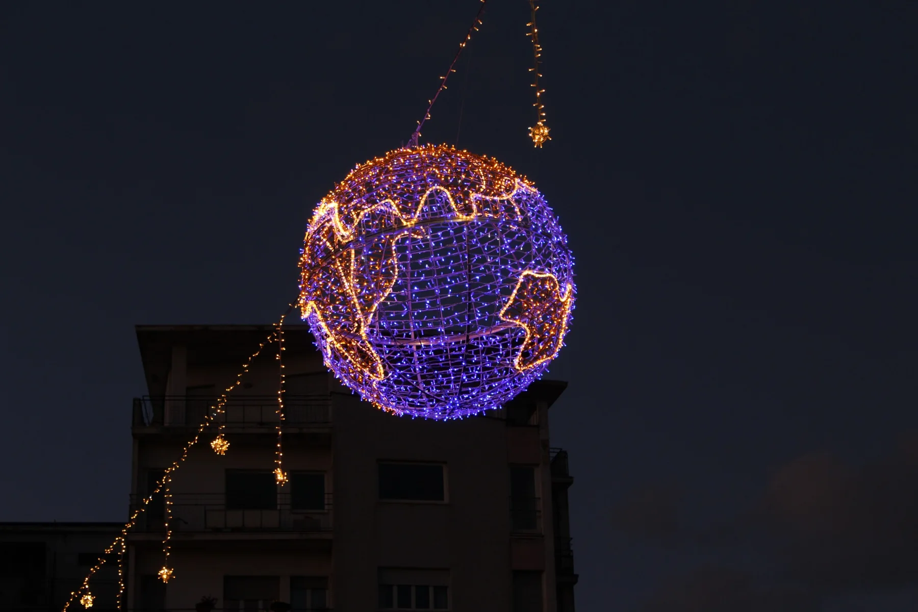 Terra luminosa